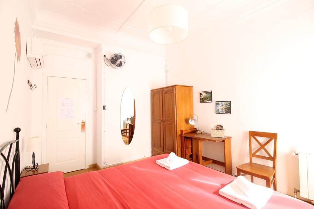 Kasa Katia Guest House Валенсия Экстерьер фото